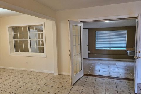Apartamento en alquiler en Orlando, Florida, 2 dormitorios, 140.47 m2 № 2096032 - foto 8