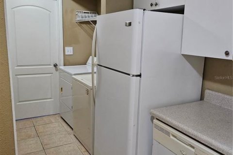 Apartamento en alquiler en Orlando, Florida, 2 dormitorios, 140.47 m2 № 2096032 - foto 5