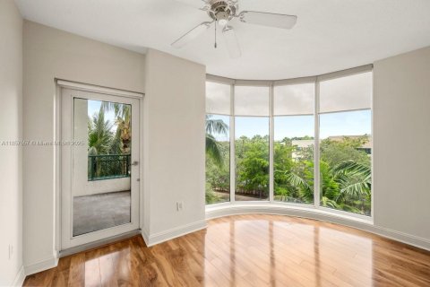 Снять в аренду кондоминиум в Плантация, Флорида 2 спальни, 116.22м2, № 1963320 - фото 7