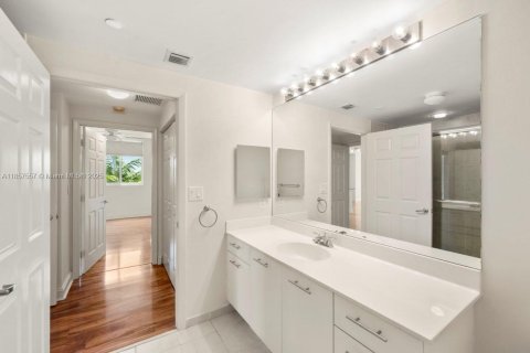 Снять в аренду кондоминиум в Плантация, Флорида 2 спальни, 116.22м2, № 1963320 - фото 14