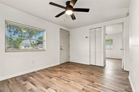 Villa ou maison à vendre à Saint Petersburg, Floride: 2 chambres, 78.13 m2 № 2425582 - photo 5