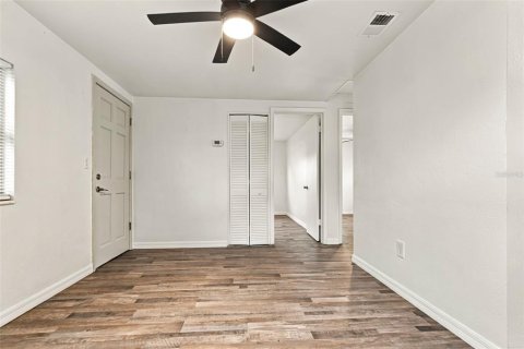 Villa ou maison à vendre à Saint Petersburg, Floride: 2 chambres, 78.13 m2 № 2425582 - photo 4