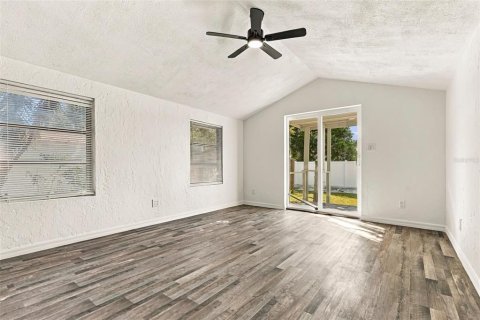 Villa ou maison à vendre à Saint Petersburg, Floride: 2 chambres, 78.13 m2 № 2425582 - photo 18