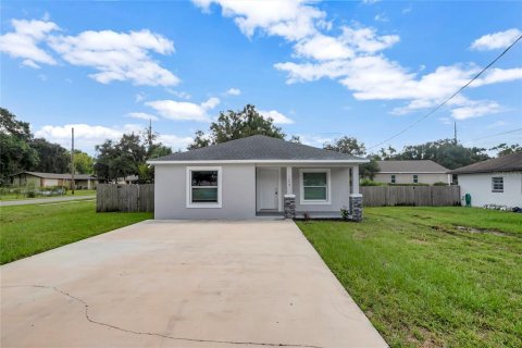 Casa en Plant City, Florida 3 dormitorios, 131.36 m2 № 2362348