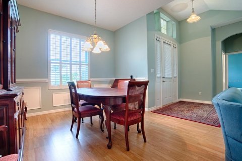 House in Leesburg, Florida 2 bedrooms, 204.76 sq.m. № 2323168 - photo 12