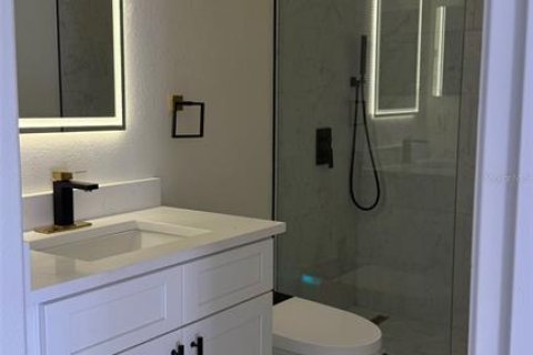 Villa ou maison à vendre à Orlando, Floride: 4 chambres, 299.7 m2 № 2437161 - photo 29