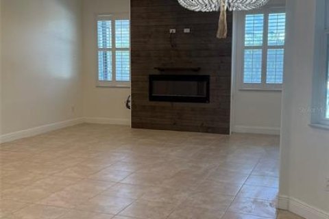 Villa ou maison à vendre à Orlando, Floride: 4 chambres, 299.7 m2 № 2437161 - photo 13