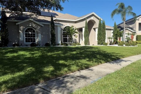 Villa ou maison à vendre à Orlando, Floride: 4 chambres, 299.7 m2 № 2437161 - photo 2