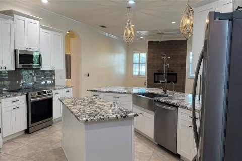 Villa ou maison à vendre à Orlando, Floride: 4 chambres, 299.7 m2 № 2437161 - photo 17