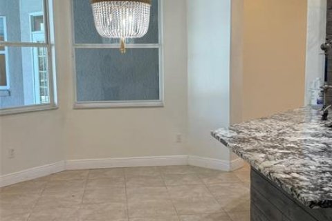 Villa ou maison à vendre à Orlando, Floride: 4 chambres, 299.7 m2 № 2437161 - photo 15