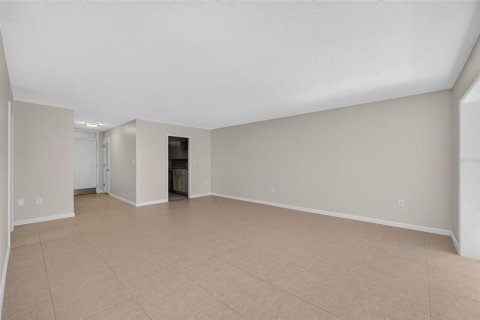 Condominio en alquiler en Winter Park, Florida, 2 dormitorios, 99.78 m2 № 2237664 - foto 7