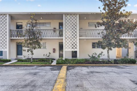 Condo in Winter Park, Florida, 2 bedrooms  № 2237664