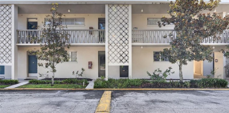 Condominio en Winter Park, Florida, 2 dormitorios  № 2237664