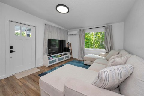 Villa ou maison à vendre à Largo, Floride: 3 chambres, 87.33 m2 № 1847266 - photo 6