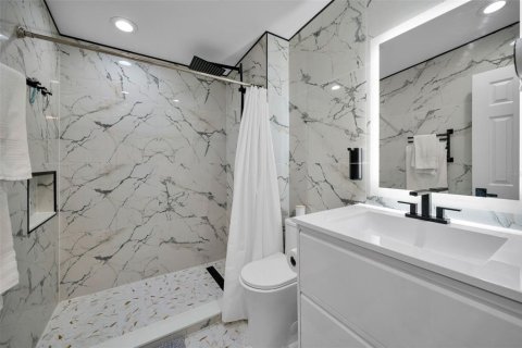 Villa ou maison à vendre à Largo, Floride: 3 chambres, 87.33 m2 № 1847266 - photo 16