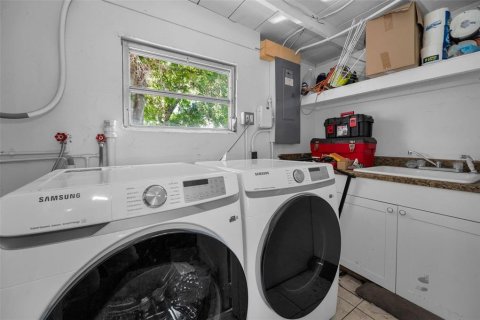 Villa ou maison à vendre à Largo, Floride: 3 chambres, 87.33 m2 № 1847266 - photo 26