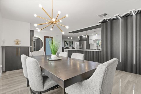 Villa ou maison à vendre à Kissimmee, Floride: 3 chambres, 161 m2 № 2235624 - photo 4