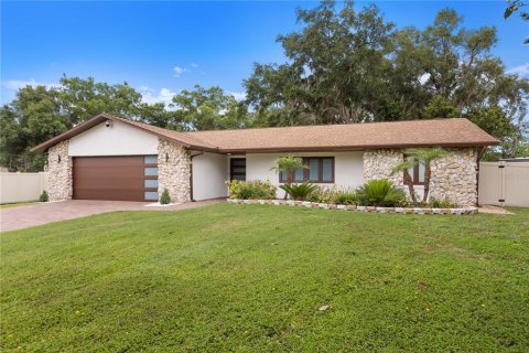 Villa ou maison à vendre à Kissimmee, Floride: 3 chambres, 161 m2 № 2235624 - photo 2