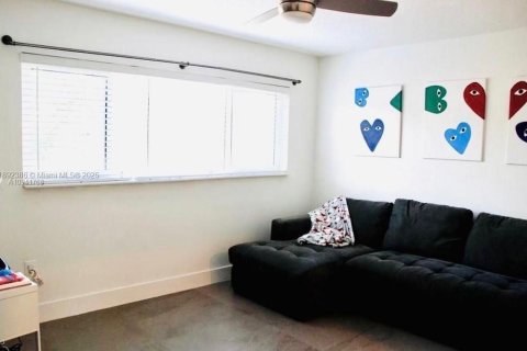 Снять в аренду виллу или дом в Пемброк-Пайнс, Флорида 3 спальни, 167.41м2, № 1946661 - фото 14