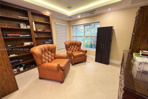 House in Pompano Beach, Florida 3 bedrooms, 236.53 sq.m. № 1990562 - photo 21