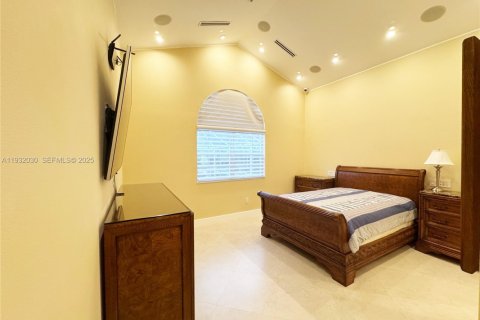 House in Pompano Beach, Florida 3 bedrooms, 236.53 sq.m. № 1990562 - photo 23