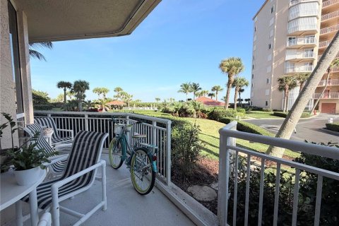 Condo in Hutchinson Island South, Florida, 3 bedrooms № 2231536 - photo 4