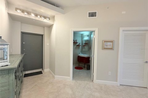 Condo in Hutchinson Island South, Florida, 3 bedrooms № 2231536 - photo 24