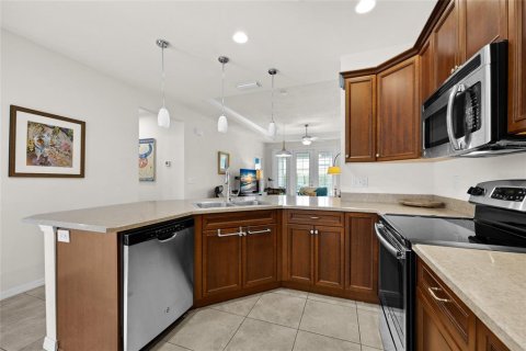 Townhouse in Newberry, Florida 2 bedrooms, 110 sq.m. № 1775569 - photo 6