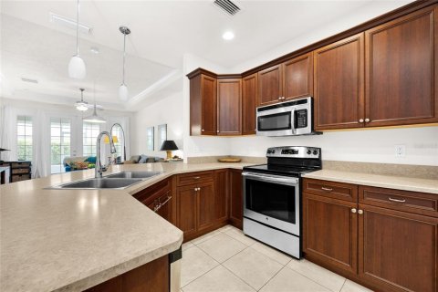 Townhouse in Newberry, Florida 2 bedrooms, 110 sq.m. № 1775569 - photo 7