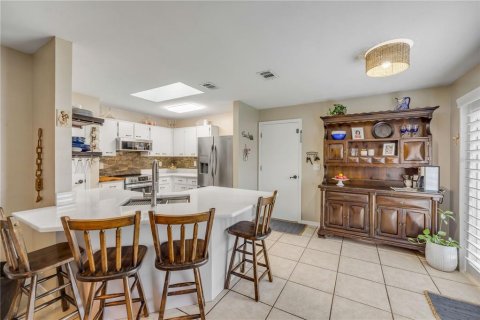House in Port Orange, Florida 3 bedrooms, 168.25 sq.m. № 1757284 - photo 19