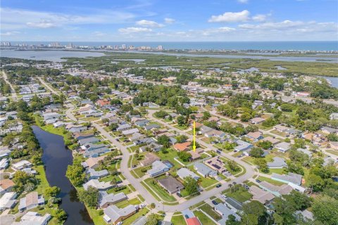 House in Port Orange, Florida 3 bedrooms, 168.25 sq.m. № 1757284 - photo 4