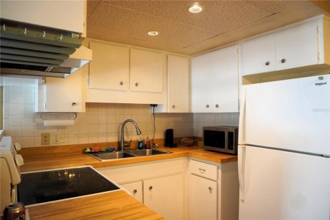 Купить кондоминиум в Холидэй, Флорида 4 комнаты, 71.35м2, № 2226781 - фото 9