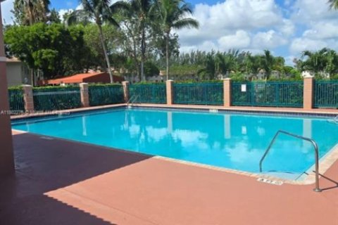 Condo in Homestead, Florida, 2 bedrooms  № 1727931 - photo 7