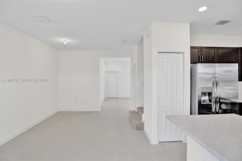 Adosado en venta en Homestead, Florida, 3 dormitorios, 137.77 m2 № 2057938 - foto 11