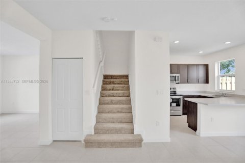 Adosado en venta en Homestead, Florida, 3 dormitorios, 137.77 m2 № 2057938 - foto 7
