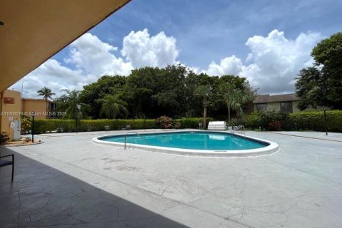 Condominio en venta en Deerfield Beach, Florida, 1 dormitorio, 64.57 m2 № 1967756 - foto 14