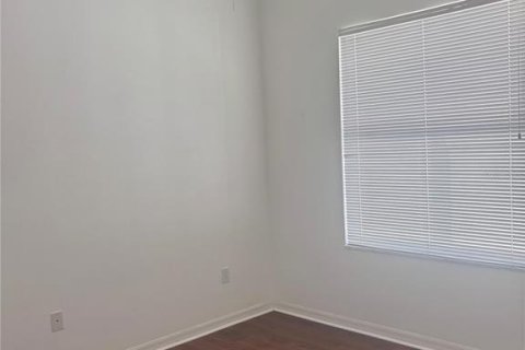 Villa ou maison à louer à Kissimmee, Floride: 4 chambres, 185.15 m2 № 2208340 - photo 22