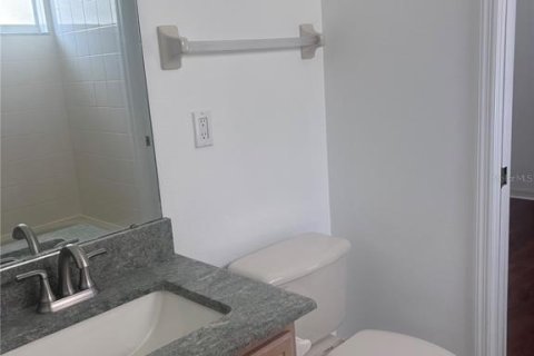 Villa ou maison à louer à Kissimmee, Floride: 4 chambres, 185.15 m2 № 2208340 - photo 21