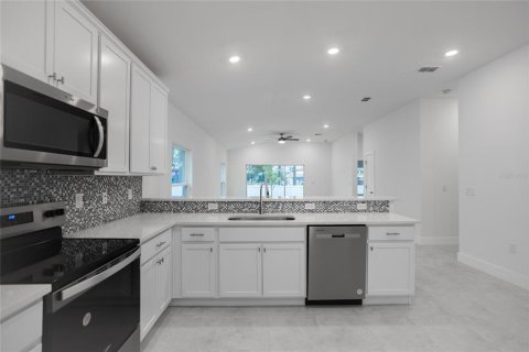 Casa en venta en Port Charlotte, Florida, 3 dormitorios, 140.38 m2 № 1558168 - foto 5