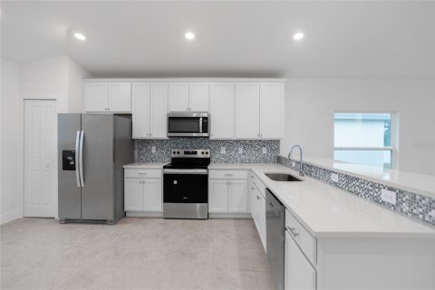Casa en venta en Port Charlotte, Florida, 3 dormitorios, 140.38 m2 № 1558168 - foto 4
