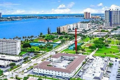 Appartement à louer à Lake Park, Floride: 2 chambres, 72 m2 № 2010026 - photo 9