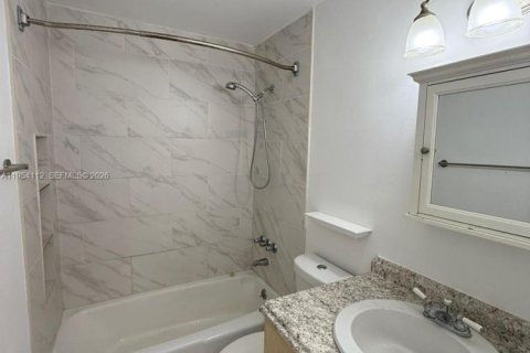 Appartement à louer à Lake Park, Floride: 2 chambres, 72 m2 № 2010026 - photo 8