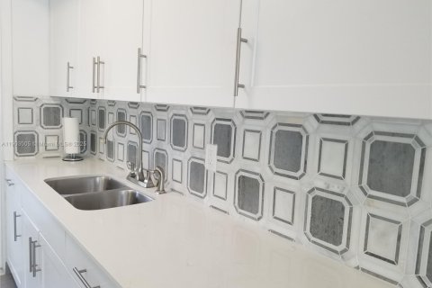 Copropriété à louer à Hollywood, Floride: 1 chambre, 55.74 m2 № 1955508 - photo 11