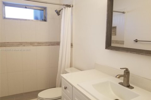 Copropriété à louer à Hollywood, Floride: 1 chambre, 55.74 m2 № 1955508 - photo 14