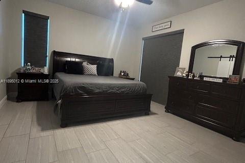 House in Orlando, Florida 4 bedrooms, 189.99 sq.m. № 1947887 - photo 3