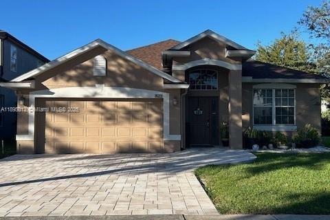 House in Orlando, Florida 4 bedrooms, 189.99 sq.m. № 1947887 - photo 1