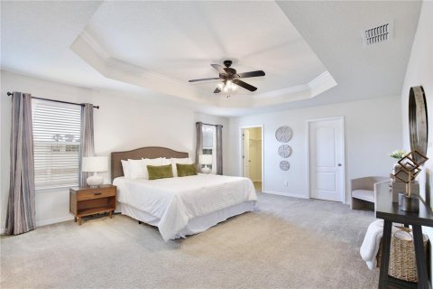 House in Orlando, Florida 4 bedrooms, 265.24 sq.m. № 2112488 - photo 20