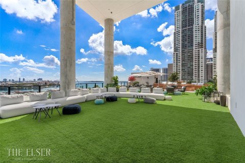 Condo in Miami, Florida, 3 bedrooms  № 2059911 - photo 22
