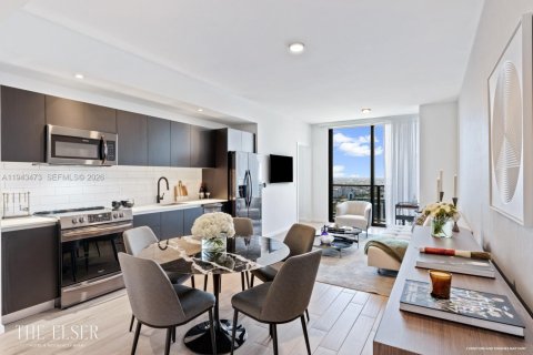 Condo in Miami, Florida, 3 bedrooms  № 2059911 - photo 2