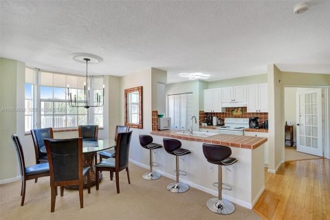 Copropriété à louer à Aventura, Floride: 3 chambres, 125.42 m2 № 2153277 - photo 13